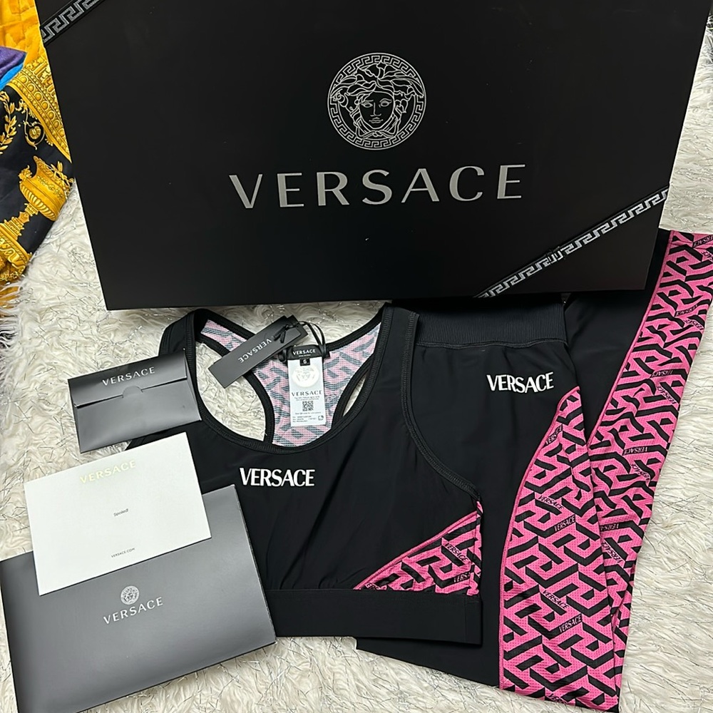 Authentic Versace La greca pattern sports bra and leggings with box size 5 NIB
